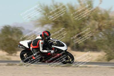 media/Dec-01-2025-Moto Forza (Mon) [[2daa91e15f]]/2-Intermediate Group/Session 3 (Turn 7 Inside Pans)/